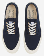  CANVAS LACED SNEAKER