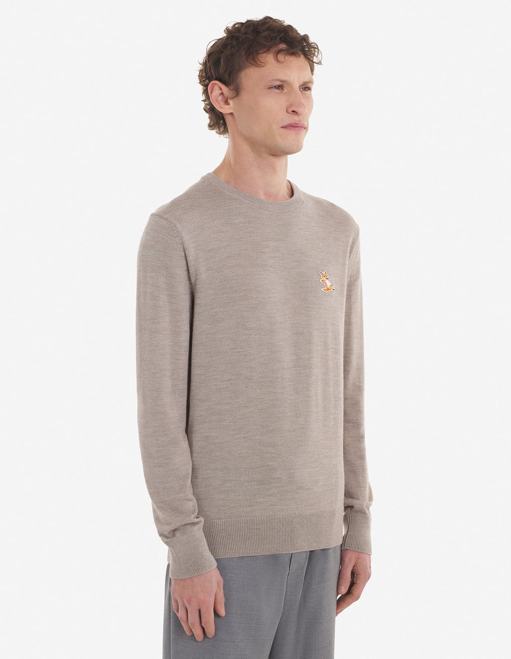  CHILLAX FOX PATCH CLASSIC R-NECK JUMPER