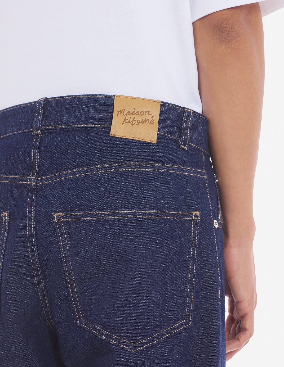  TAPERED JEANS IN INDIGO DENIM