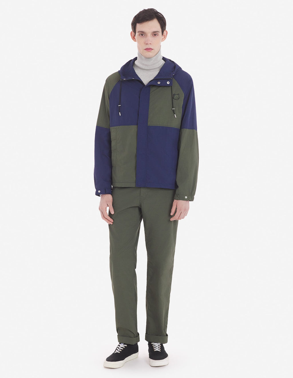  HOODED COLOR-BLOCK WINDBREAKER IN CRISPY NYLON WITH BOLD FOX HEAD PATCH
