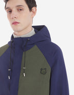  HOODED COLOR-BLOCK WINDBREAKER IN CRISPY NYLON WITH BOLD FOX HEAD PATCH