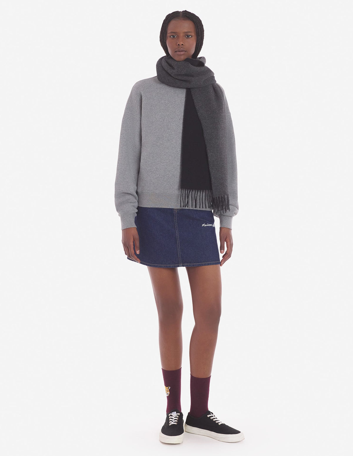  BOLD FOX HEAD PATCH COMFORT SWEATSHIRT