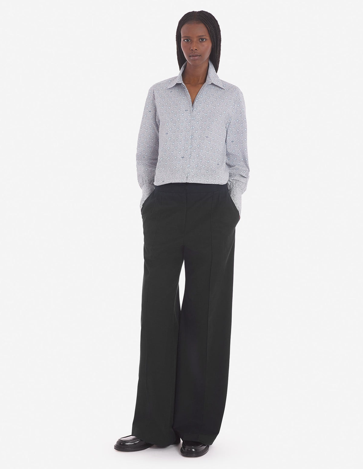  BOXY SHIRT WITH CONCEALED PLACKET IN SHIELD PRINT