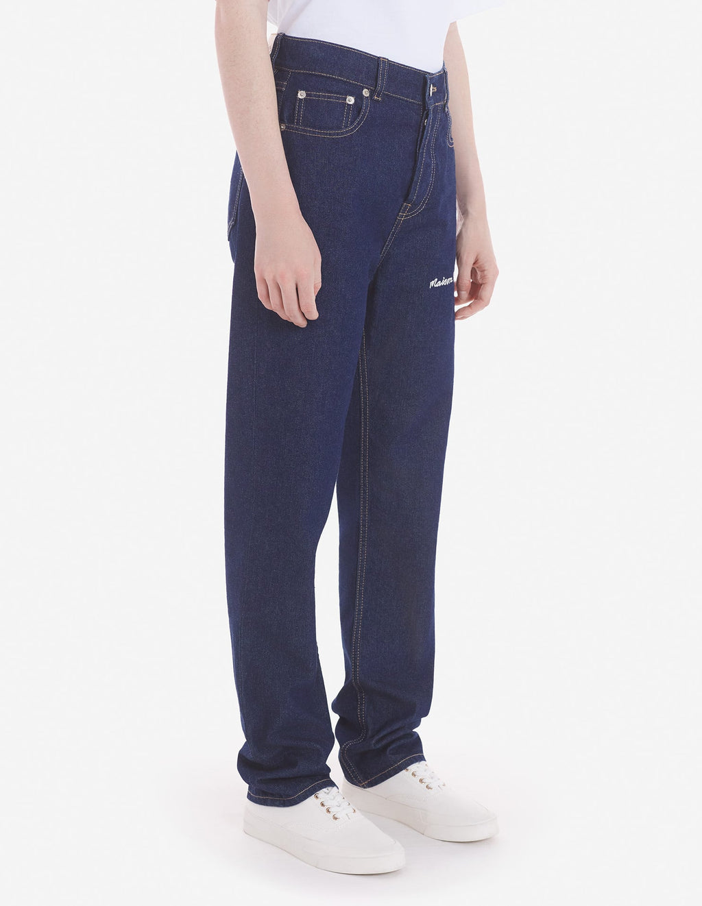  HIGH WAISTED JEANS