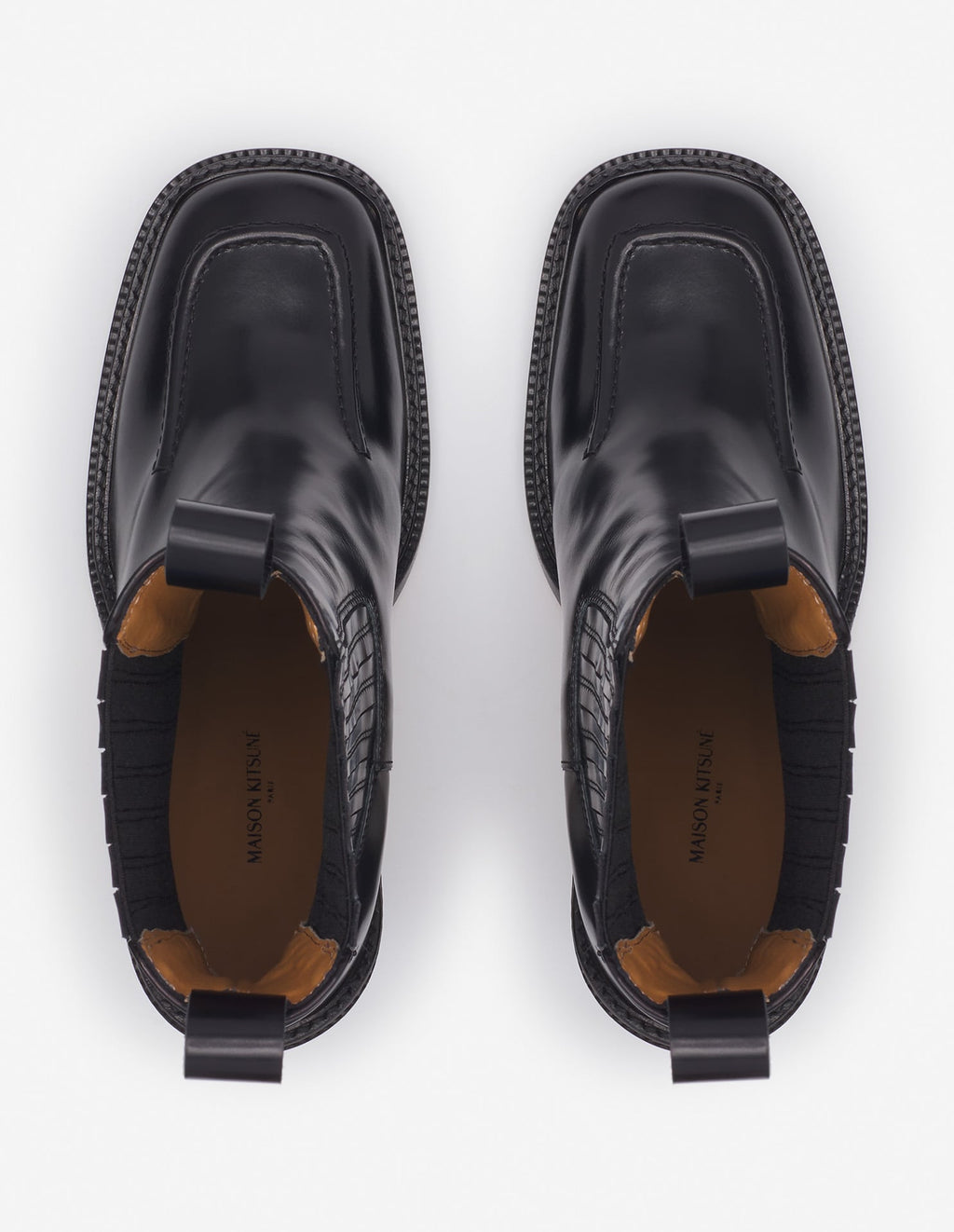  LEATHER LOW CHELSEA BOOTS