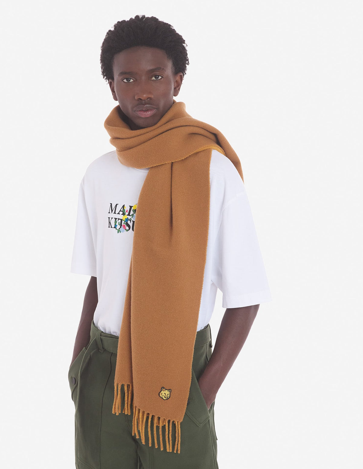  BOLD FOX HEAD PATCH SCARF